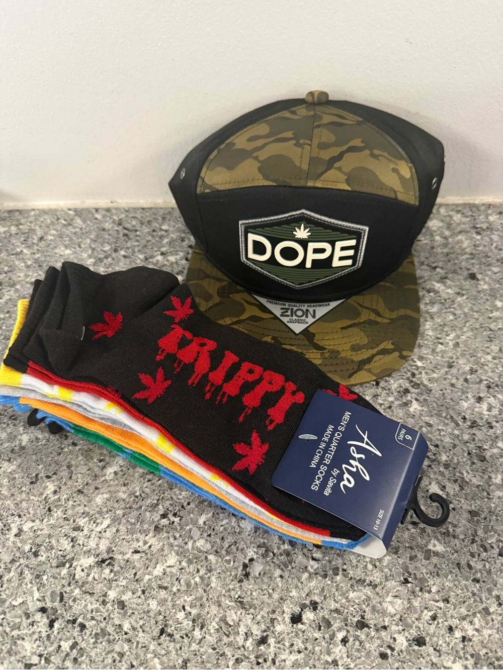 DOPE Olive Camo Snapback Hat with Black & Multicolor 6 pair Crew Socks